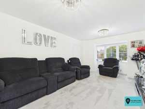 Living Room- click for photo gallery
